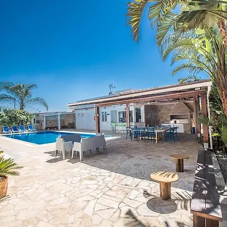 Familienvilla In Mit Spektakulaerer Aussicht Casa de Férias